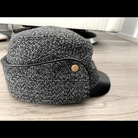 BCBG Baker Boy Cap - Leather & Tweed